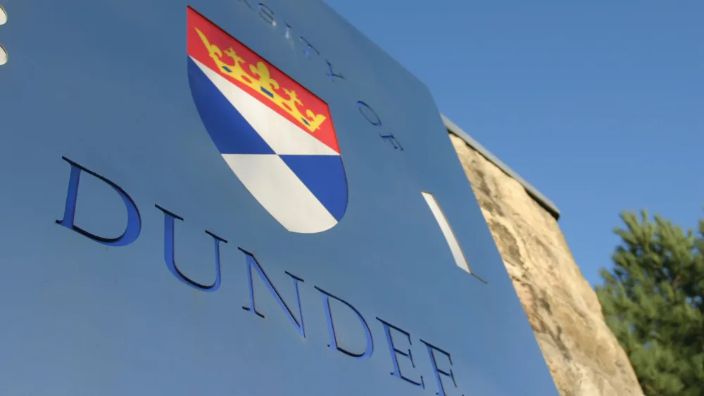 University of Dundee signage