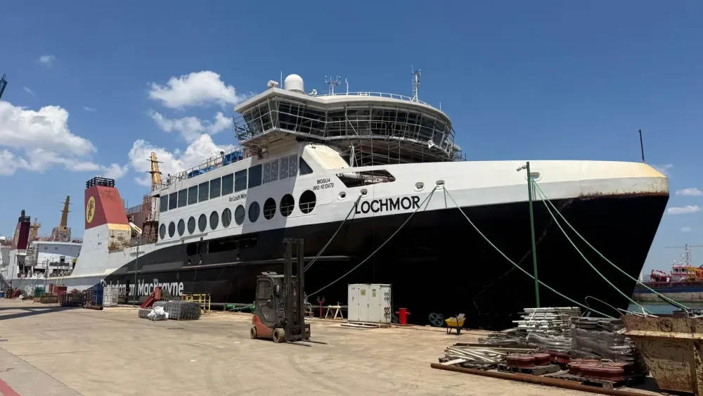 MV Lochmor