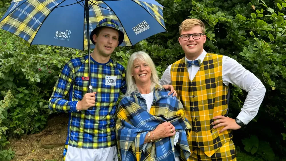 Hamish, Kathy and Ben Weir