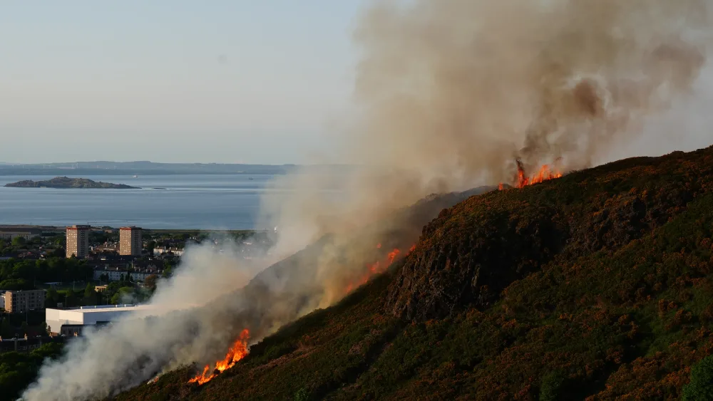 Holyrood Park fire