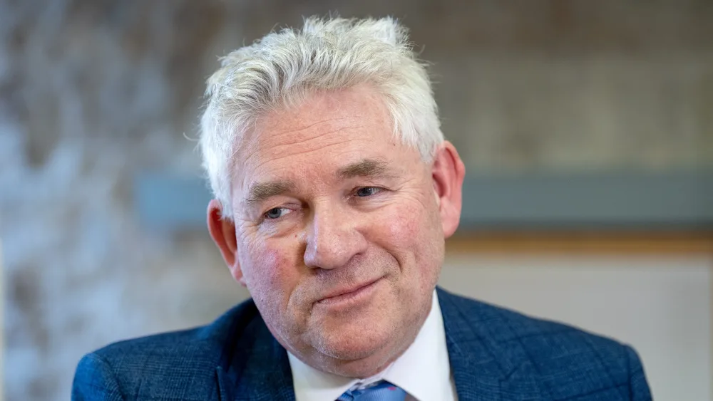 Presiding officer Kenneth Gibson