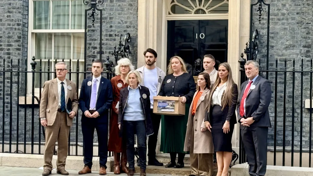 Mull of Kintyre Chinook crash families outside 10 Downing Street 