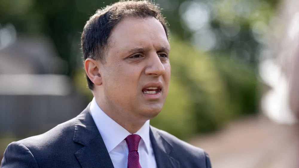 Anas Sarwar campaigns in the Arbroath and Broughty Ferry by-election
