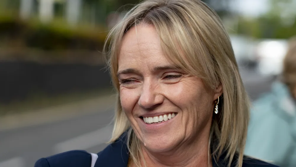Headshot of Sandie Peggie smiling