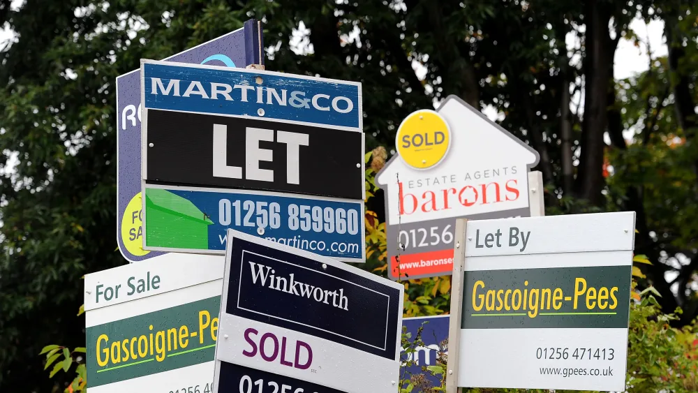 Housing signs