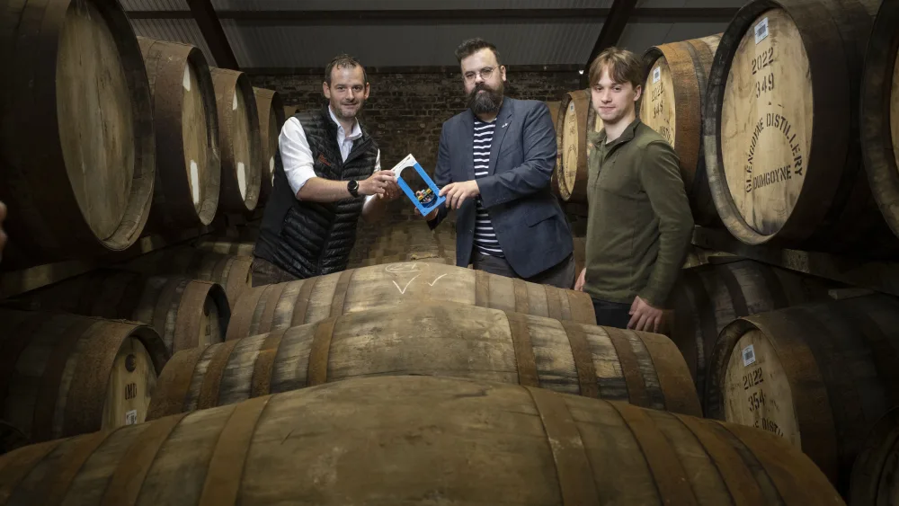(from left) Geoff Nisbet of Allen Associates, Dr Gilles Bailet of the University of Glasgow's James Watt School of Engineering and University of Glasgow engineering student Micah Chapman