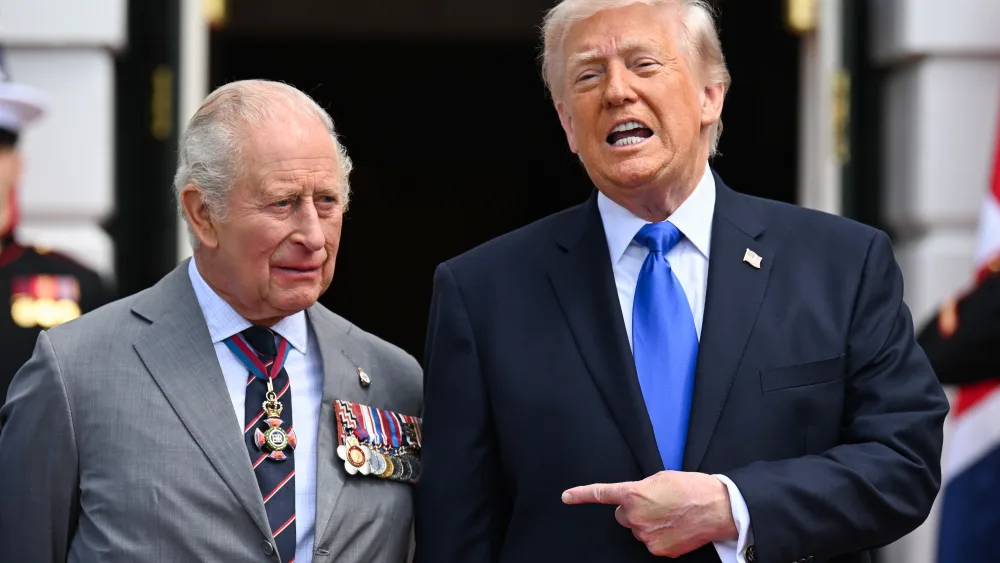 US President Donald Trump bids farewell to the King outside the White House last month