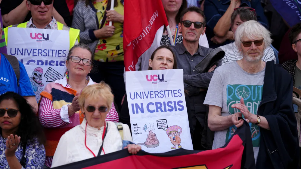 University of Dundee job cuts