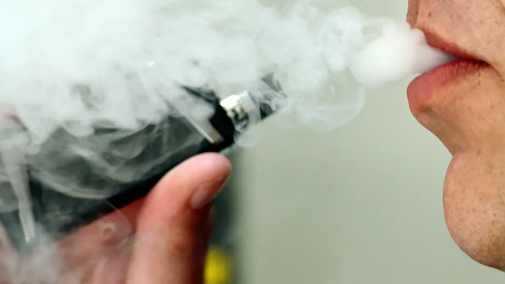 A person vaping